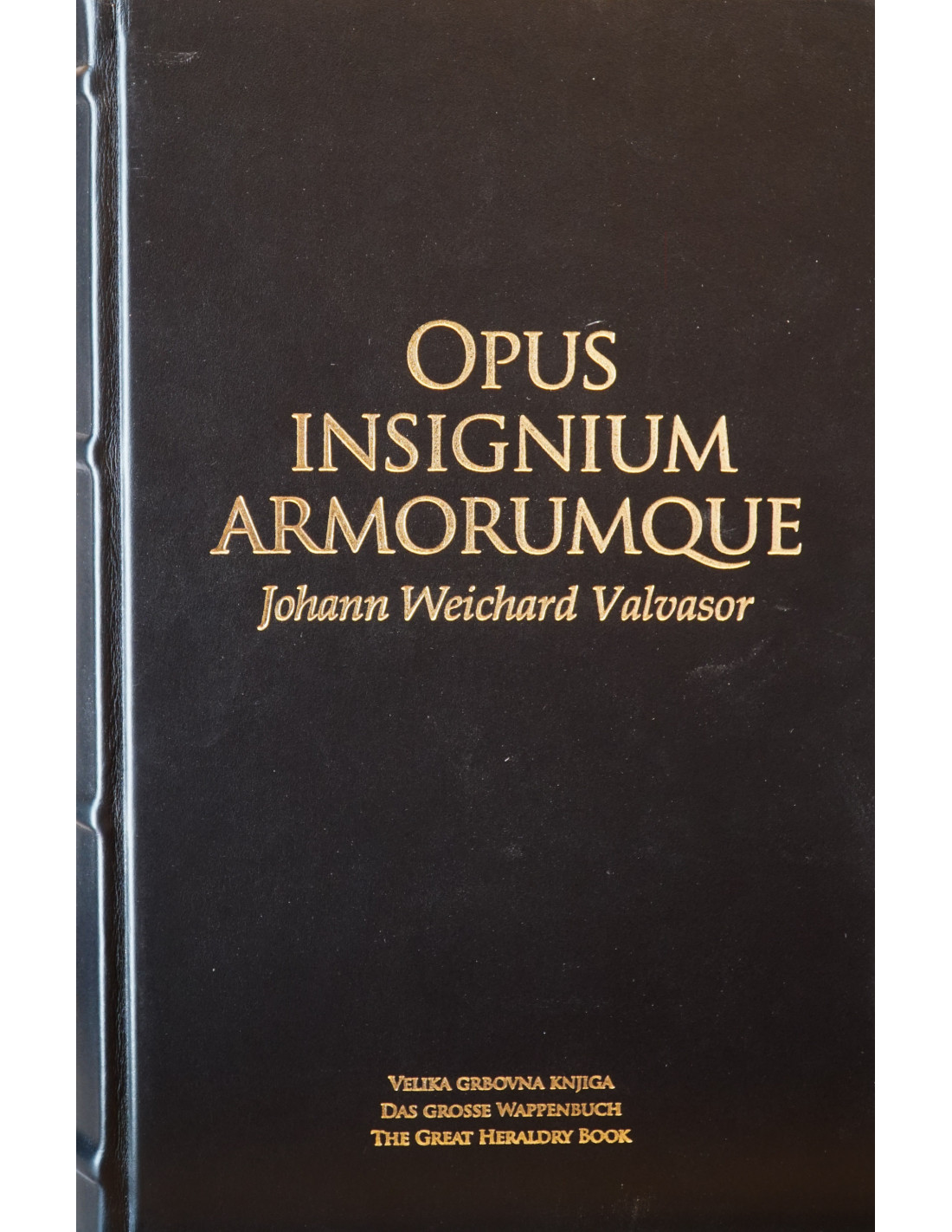 Velika grbovna knjiga - črno usnje